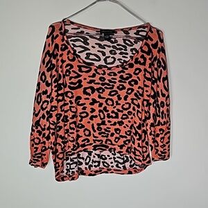 Seductions large orange and black camo cropped long sleeve shirt